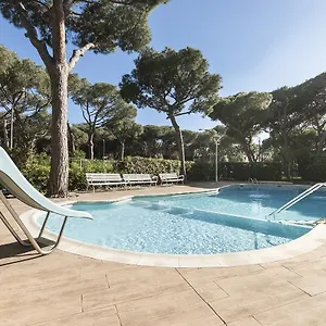 lets-holidays-castelldefels-diagonal-orient.catalonia-hotels.com/